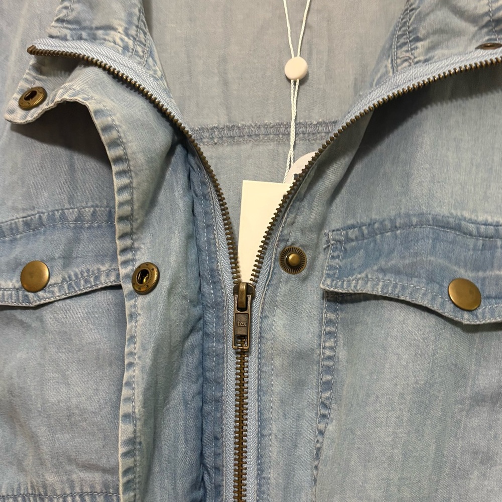 Mud Pie Light Blue Chambray Utility Jacket with Drawstring Size Medium NWT - Picture 8 of 12